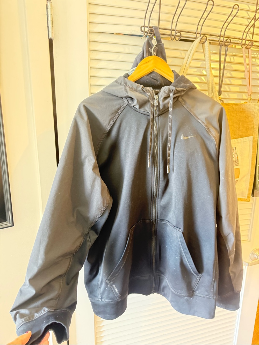 Nike Men’s Black Hooded Performance Zip Jacket